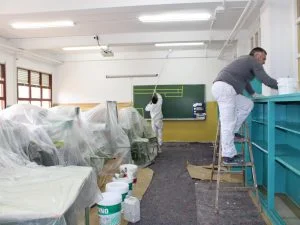 Pintores en Barañáin pintores en Ansoain Nordcolor realizando trabajos de pintura